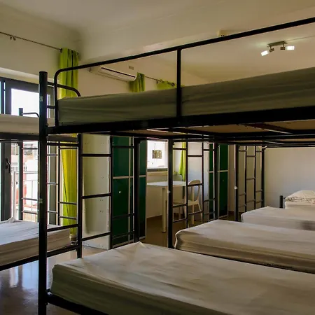 Hostel Hans Brinker Lisboa
