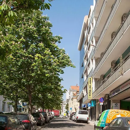 Hans Brinker Hostel Lisbon